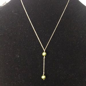 Green freshwater pearl necklace